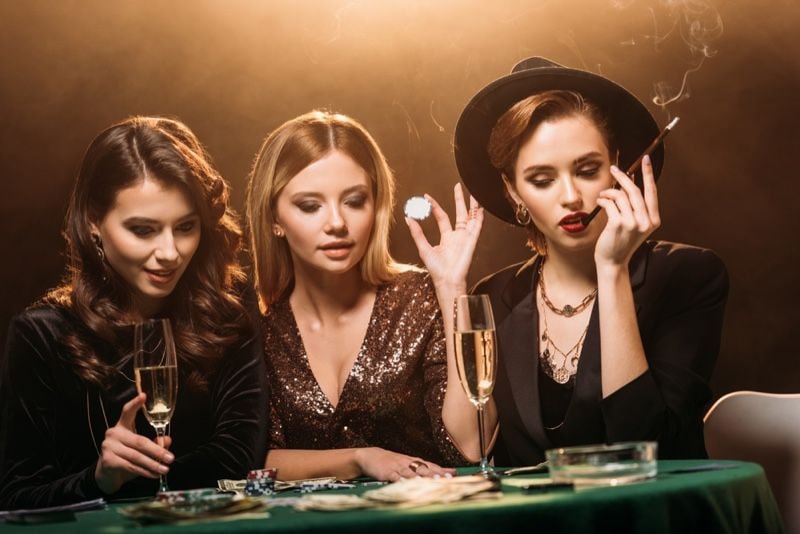 Visual promosi bonus dan hadiah eksklusif di platform alexisyogel